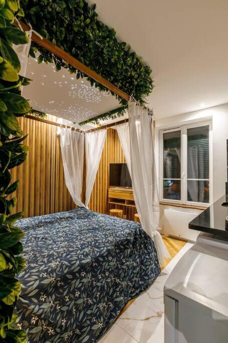 Proche Paris - Style Bali 350 M Gare Mantes Apartamento Exterior foto